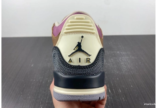 DR8869-200 Archaeo 3 Retro Winterized Jordan DR8869-200 Brown 1003